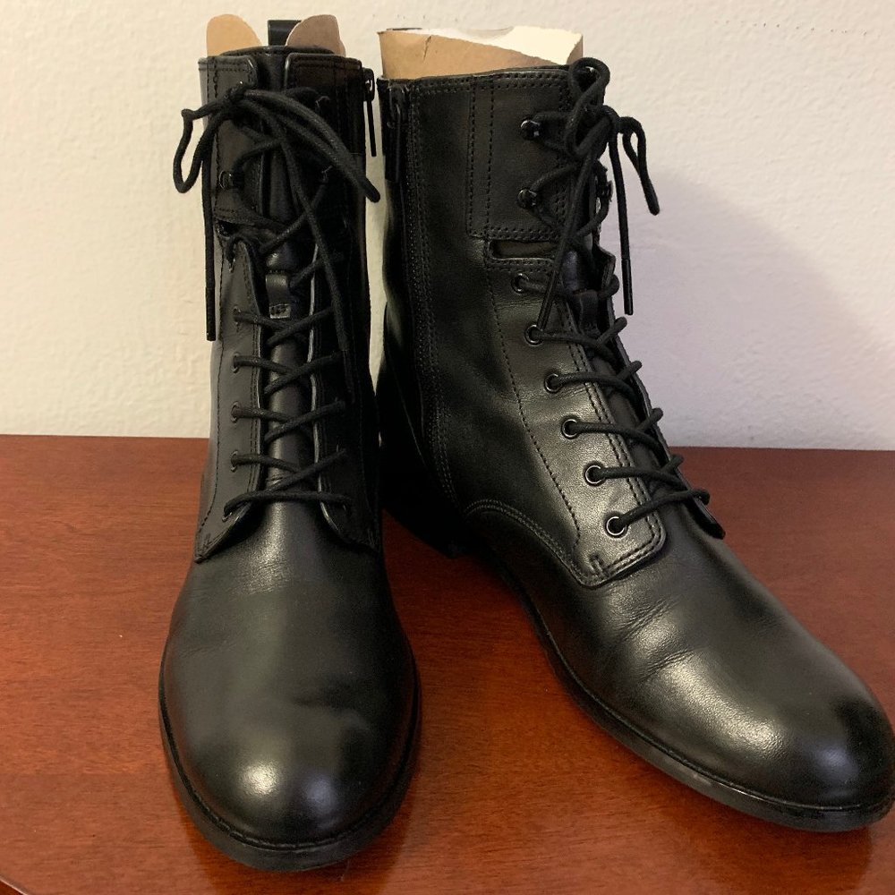 Michael Kors stylish combat boots 8.5M